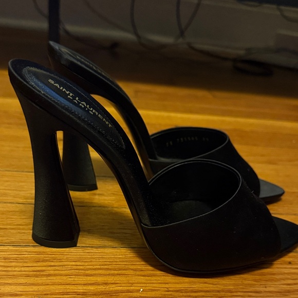 Saint Laurent Suite Mules - Picture 2 of 5
